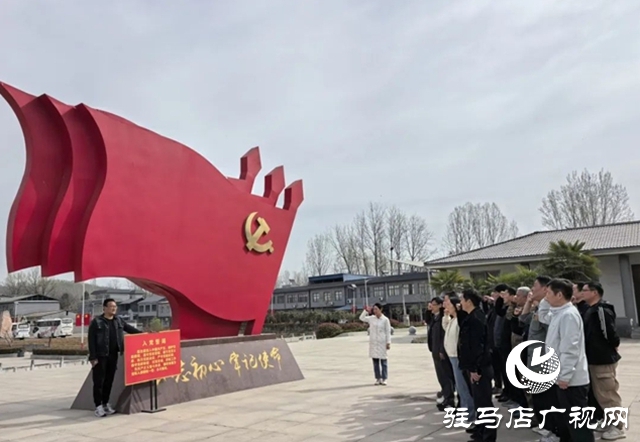 駐馬店市文化市場綜合行政執(zhí)法支隊(duì)開展文明實(shí)踐鄉(xiāng)村行活動(dòng)
