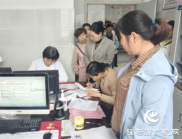 駐馬店經(jīng)濟開發(fā)區(qū)開源辦事處開展婦女“兩癌”篩查活動