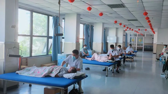 83歲的“心”希望：一面錦旗背后的溫暖守護(hù)