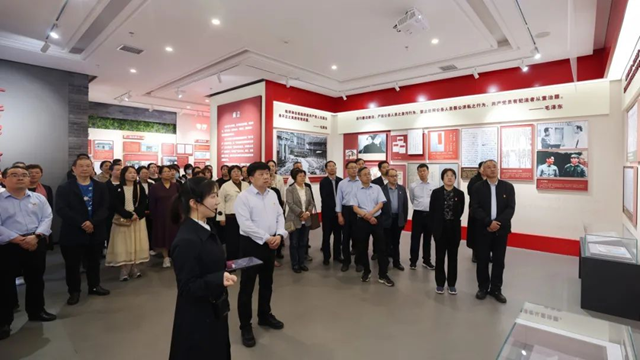 以案為鑒 警鐘長(zhǎng)鳴——駐馬店市中心醫(yī)院組織參觀市廉政文化教育中心