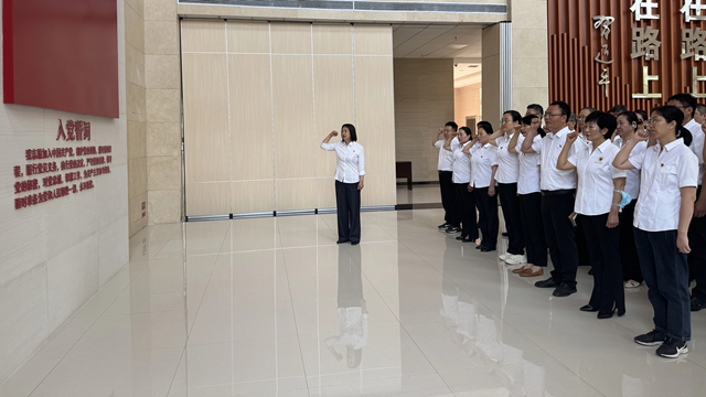 以案為鑒，廉潔在心——駐馬店市中醫(yī)院參觀市廉政文化教育中心
