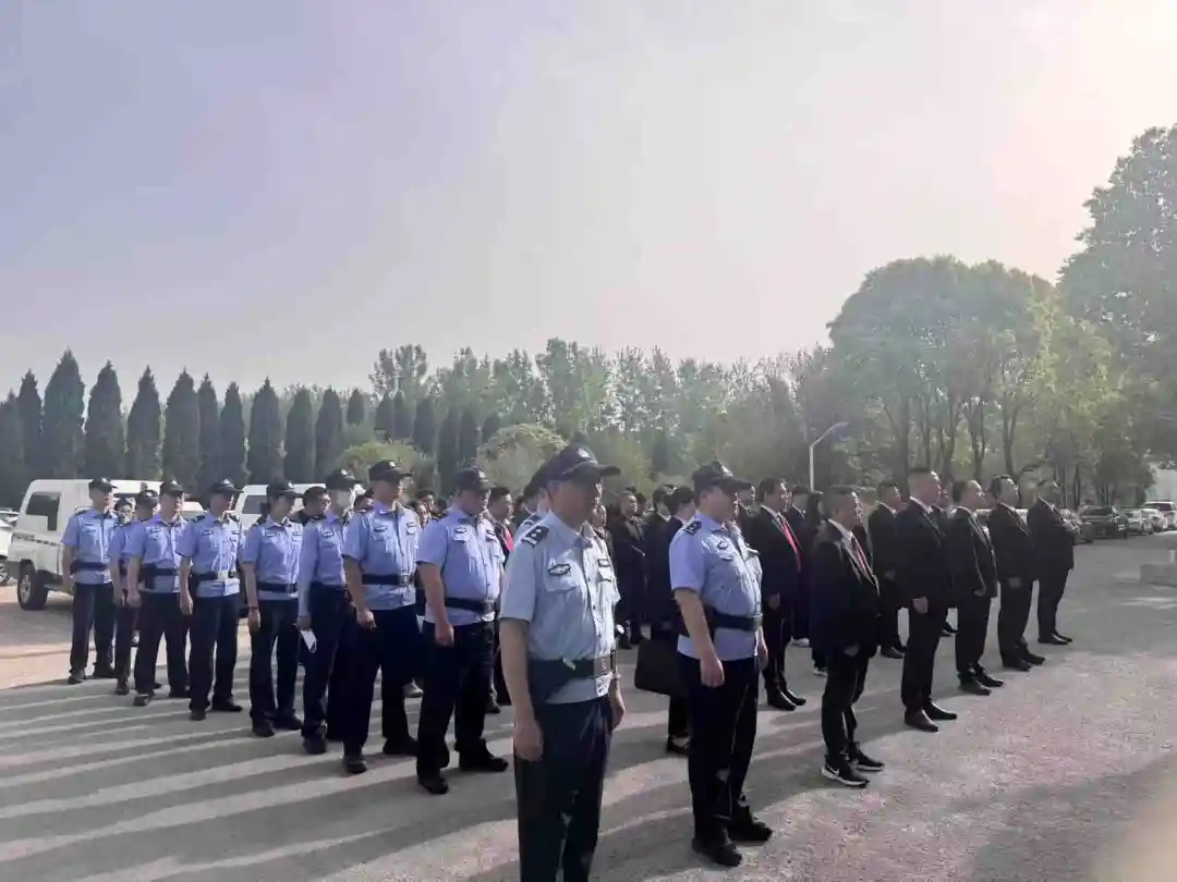 司法護(hù)航 保障民生——驛城區(qū)法院開展2025年第33次執(zhí)行活動