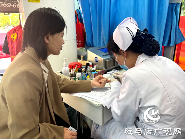 平輿縣教育局組織開展無償獻(xiàn)血活動(dòng)   