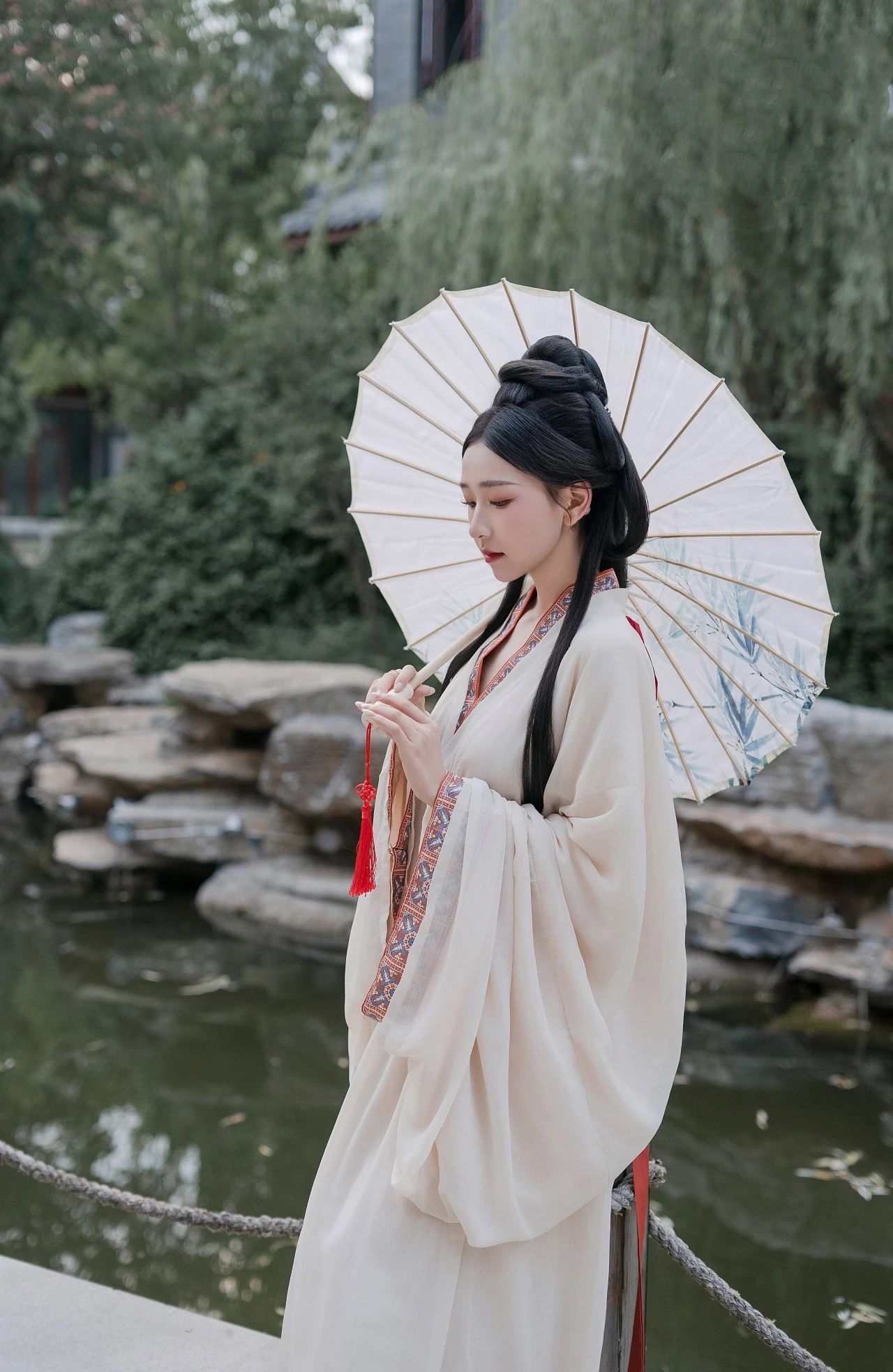 皇家驛站線上抖音挑戰(zhàn)賽 → 拍視頻，贏大獎！