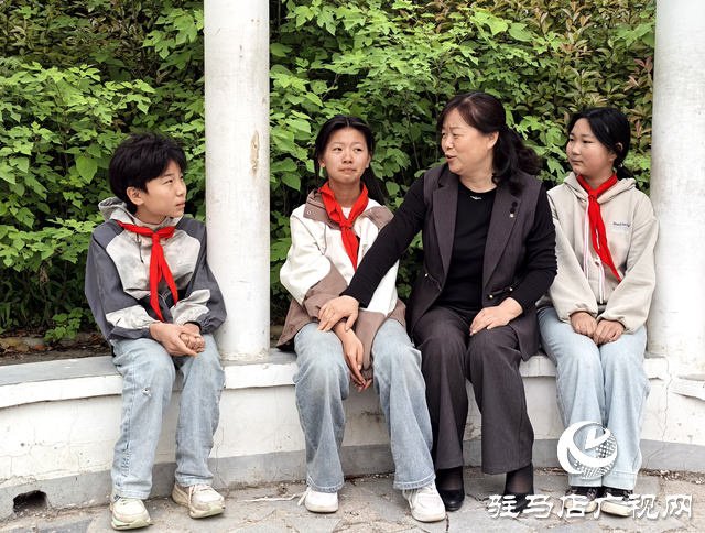 “育”見未來·名師風采丨李春美：扎根鄉(xiāng)村育桃李 傾情奉獻守初心