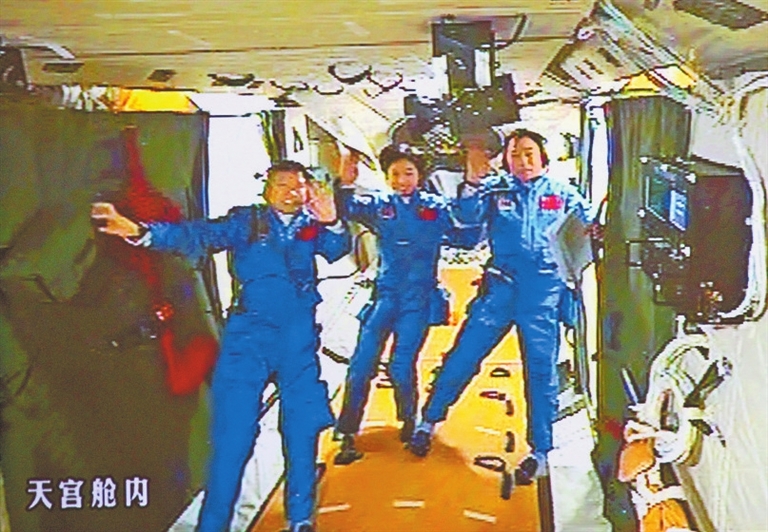 從一星獨唱到滿天星光 日益絢爛的空間畫卷
