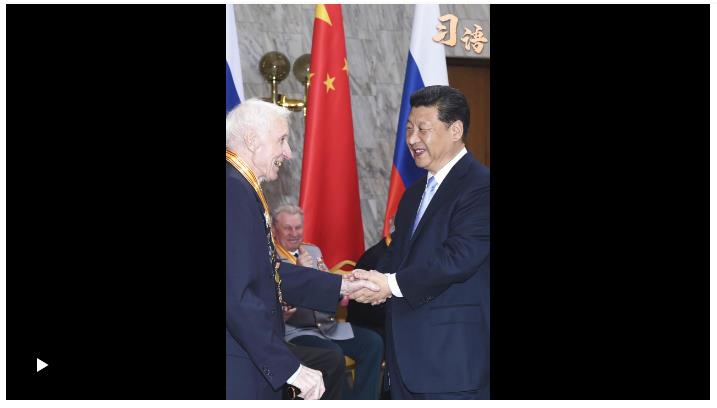 習(xí)語丨“老戰(zhàn)士們的錚錚鐵骨和堅(jiān)毅神情我至今難忘”