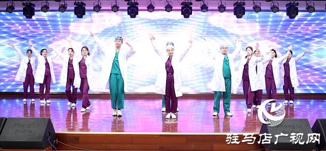 新蔡縣人民醫(yī)院舉辦慶 5?12 國際護(hù)士節(jié)表彰大會