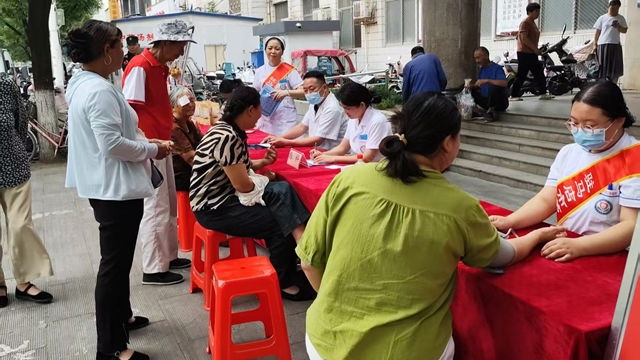 駐馬店市第二中醫(yī)院開(kāi)展愛(ài)眼日公益義診 共筑全齡眼健康防線(xiàn)