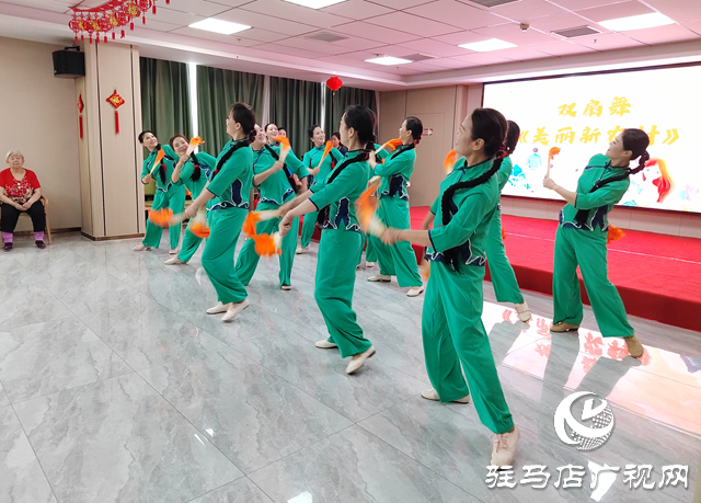 駐馬店市文化館開展父親節(jié)敬老慰問(wèn)演出