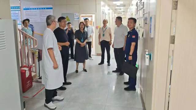 筑牢醫(yī)療安全防線，駐馬店市衛(wèi)健委領導帶隊到駐馬店市中醫(yī)院開展安全檢查