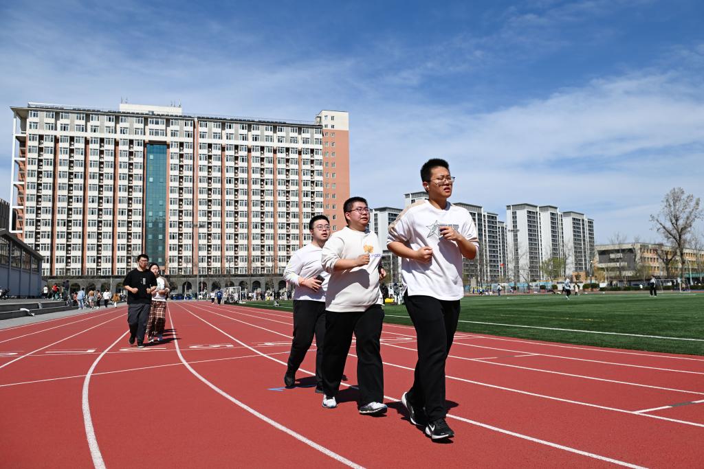 追光丨準(zhǔn)考證別扔！小心損失“一個(gè)億”