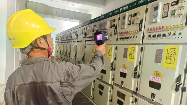 國網(wǎng)泌陽縣供電公司：高溫“烤”驗不停 保電“熱度”不減