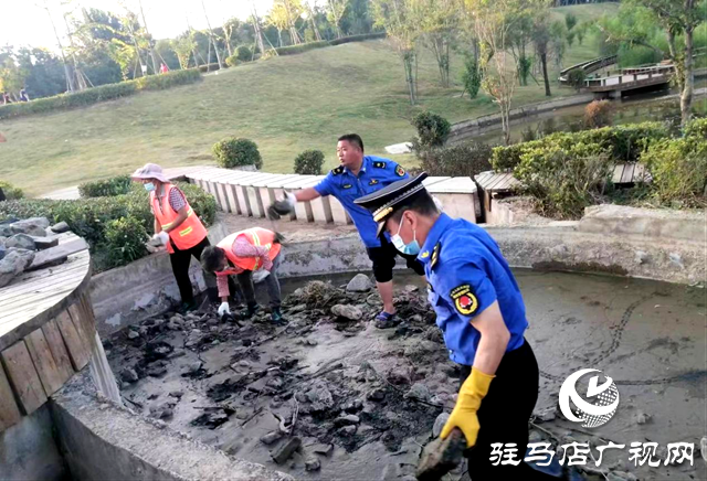 備戰(zhàn)汛期！確山縣住建局展開(kāi)明溝暗渠疏挖清淤行動(dòng)