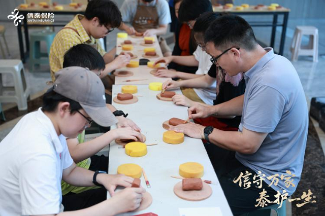 信泰保險(xiǎn)河南分公司駐馬店中支：“信守風(fēng)韻”非遺游園會(huì)  保險(xiǎn)服務(wù)與文化守護(hù)的深度交融