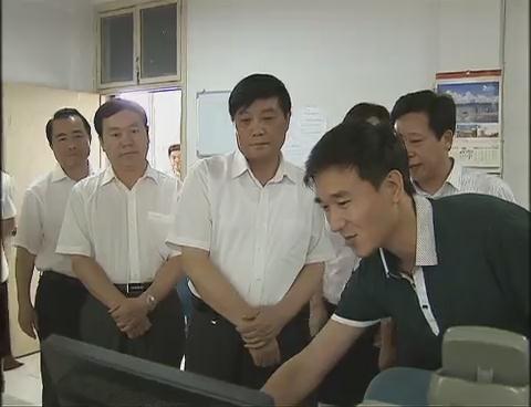 余學(xué)友就宣傳文化思想工作進行專題調(diào)研